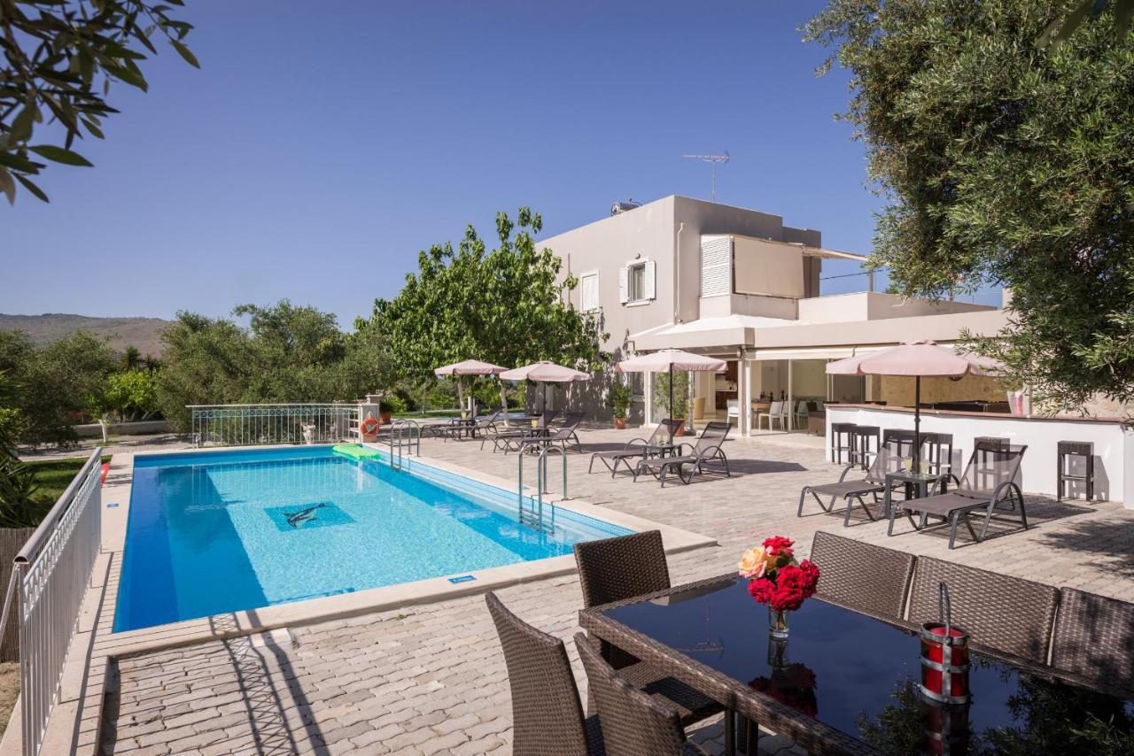 Villa Almyros 5 Bedroom Luxurious Villa Close To The Beach Georgioupoli Bagian luar foto